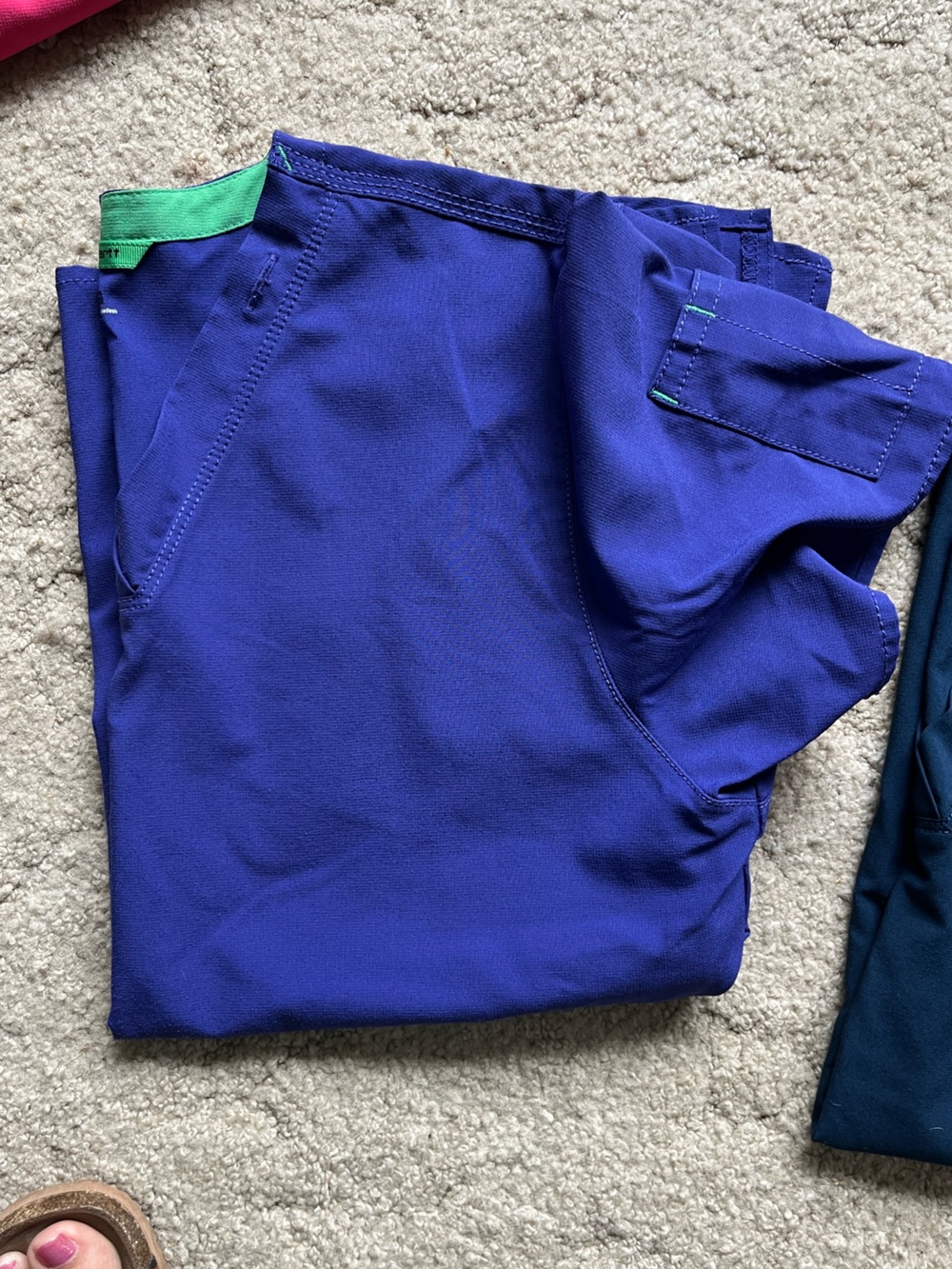 Carhartt scrub top